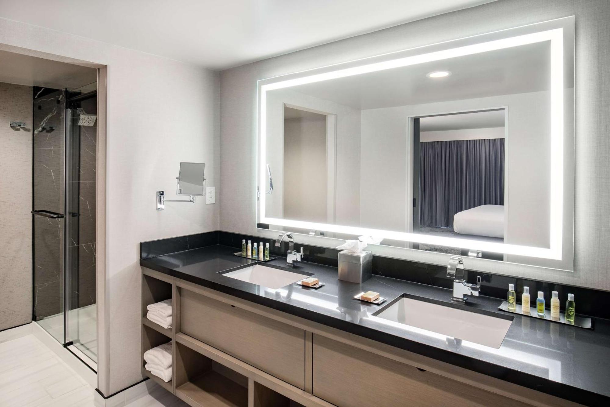 Doubletree By Hilton Washington Dc North/Gaithersburg Bagian luar foto